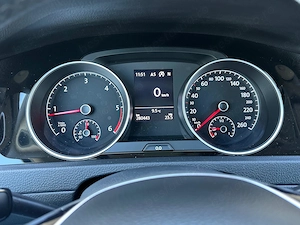 Volkswagen Golf 7 SW 2.0 Diesel 150 CP An 2018 - imagine 6