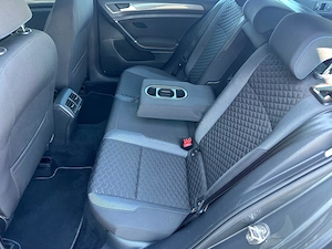 Volkswagen Golf 7 SW 2.0 Diesel 150 CP An 2018 - imagine 20