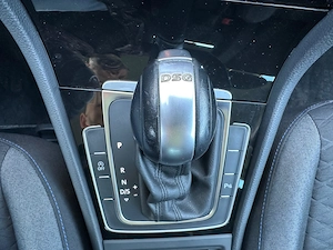 Volkswagen Golf 7 SW 2.0 Diesel 150 CP An 2018 - imagine 19