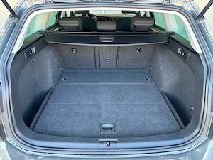 Volkswagen Golf 7 SW 2.0 Diesel 150 CP An 2018 - imagine 11