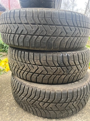 cauciucuri pirelli de iarna  - imagine 4