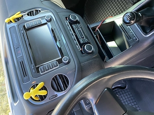 Vând VW Tiguan ,  an 2011 , motor benzină  - imagine 7