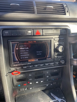 Navigatie originală RNS-E Audi A4 B7 - imagine 2