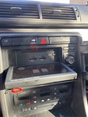 Navigatie originală RNS-E Audi A4 B7