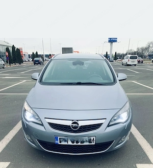 Vând Opel Astra J - imagine 2