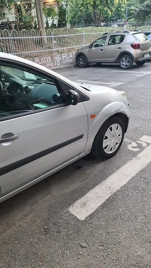 Ford fieste 1.2 benzina + GPL  - imagine 2
