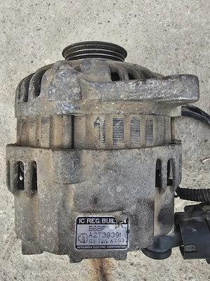 Vand electromotor si alternator mazda323f ba - imagine 4