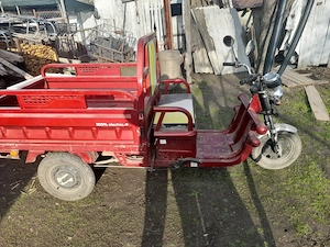 Triciclu electric de vânzare   produsul se afla  în județul  Vaslui  com.Codaesti
