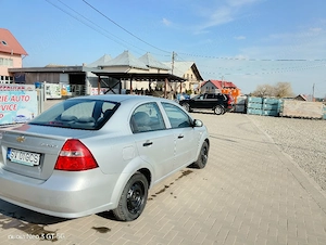 Vând Chevrolet Aveo, motorizare 1.6 benzină - imagine 2