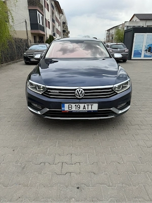 Volkswagen Passat Alltrack 2.0 TDI 4Motion DSG - imagine 2