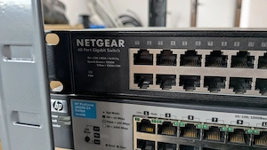 Switch Netgear 48 porturi gigabit - unmanaged
