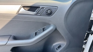 Vand vw jetta 2013 motor 1.6 TDI - imagine 10