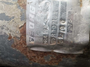 Cilindrii  basculare semiremorca - imagine 4