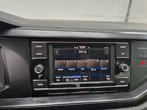 Volkswagen Polo 2021 1.0 MPI 80CP TVA deductibil AC Front Assist - imagine 8