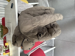 Geaca Moncler ca noua