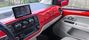 VW Up! 2015 | Unic proprietar | 132.000 km | Climatizat | Încălzire scaune | Senzori parcare | 2 set - imagine 3