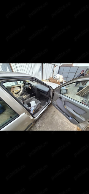 Opel Vectra A 2.0 Automat - imagine 4