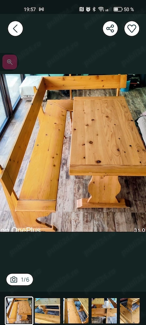 Colțul din lemn și masă 