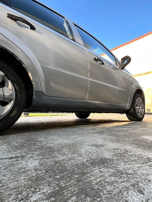 Chevrolet Aveo 1.2 Benzina 75 cp an 2007 06.martie unic proprietar  - imagine 2
