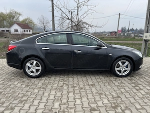 Opel lnsignia 2.0cdti 160cai manual xenon piele senzori parcare an 2010 - imagine 4