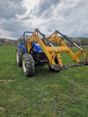 Tractor New Holland TD-95-D - imagine 5