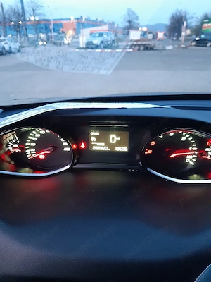 Peugeot 308 - imagine 7