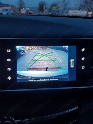 Peugeot 308 - imagine 8