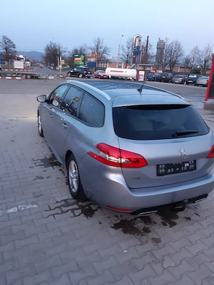 Peugeot 308 - imagine 4