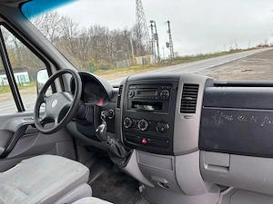 Volkswagen Crafter carosata 2.5TDI 163cai an 2007 punte dubla - imagine 8