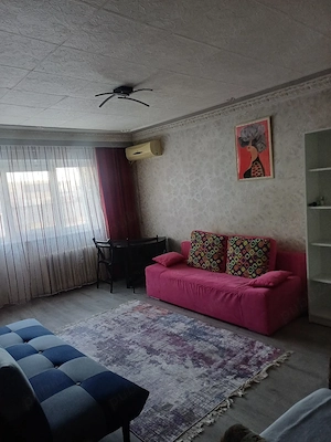 Proprietar închiriez ap  2 cam , central, termen lung. 