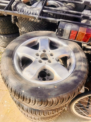 Anvelope + jante de Aluminium 