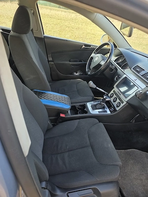 Vând Passat b6 2009 Euro 5 adaptat pentru persoane cu dizabilități  - imagine 4