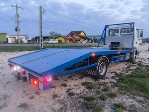 Nissan atleon 7,5t. Autoplatforma, platforma auto hidraulică Iveco Mercedes  - imagine 2