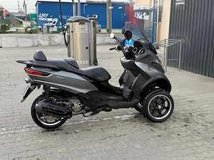Piaggio Mp3 300 Sport - imagine 2