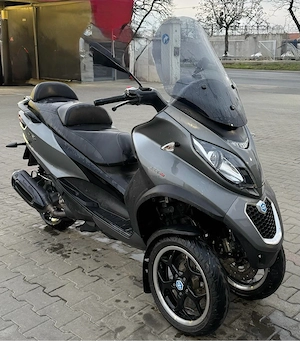 Piaggio Mp3 300 Sport - imagine 3