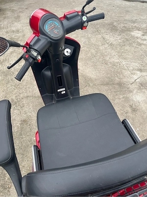 scuter 3 roti - imagine 5