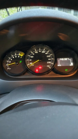 Vand Renault Fluence 1.6 benzina aspirat natural(fara turbo) - imagine 9