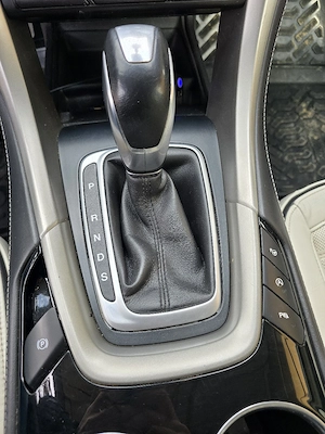 Ford Mondeo Vignale Biturbo  - imagine 7