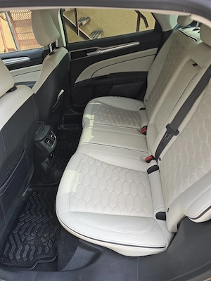 Ford Mondeo Vignale Biturbo  - imagine 3