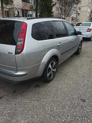Ford Focus 1.6 Tdci foarte bună  - imagine 5