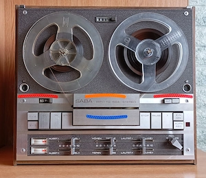Magnetofon Saba