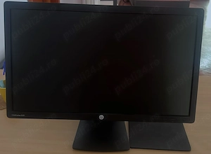 Monitor HP: 22 inch, perfect functional, se vinde cu cablu de alimentare