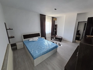 Garsonieră renovată - lângă piața Primăriei 