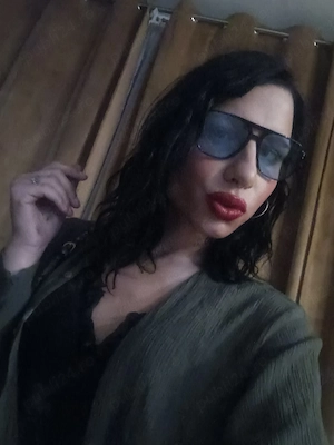 Ella te aștept pe WhatsApp Ts sunt pasivă 