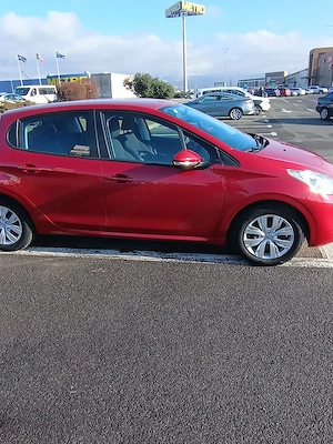 Peugeot 208 1.4 HDI cu 15.000 km - imagine 3