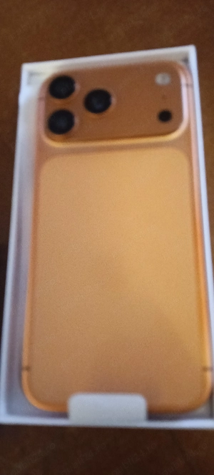 Replică iPhone 17 Pro Max  - imagine 3