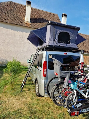 Vând Opel Vivaro Passenger 8 Locuri Camper  - imagine 10