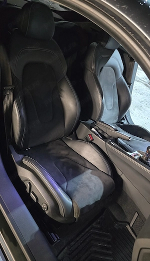 Audi TTS anul 2010 - imagine 2