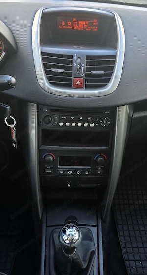 Peugeot  207  Panorama  130.000 KM - imagine 8