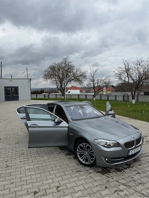 Bmw F10 520d, 242k km, 2 butoane - imagine 3